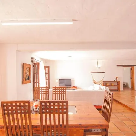 Villa Villavistamar *